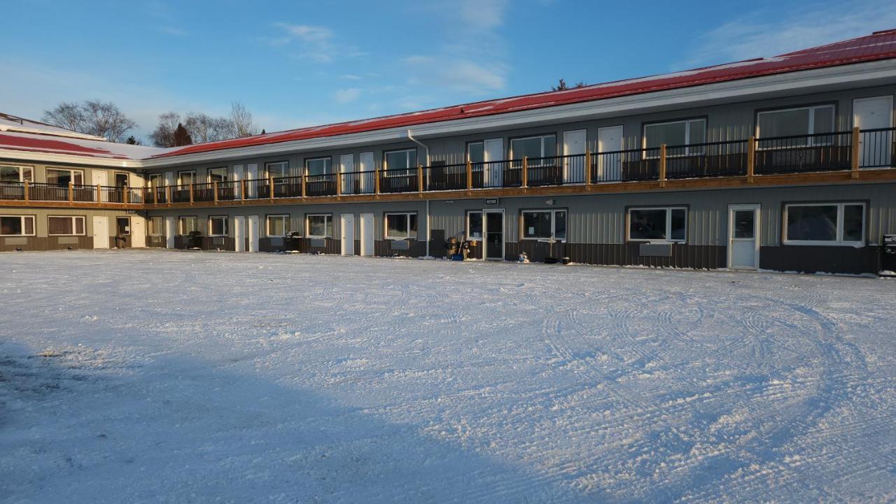 Outdoorsman Motel Wawa Εξωτερικό φωτογραφία