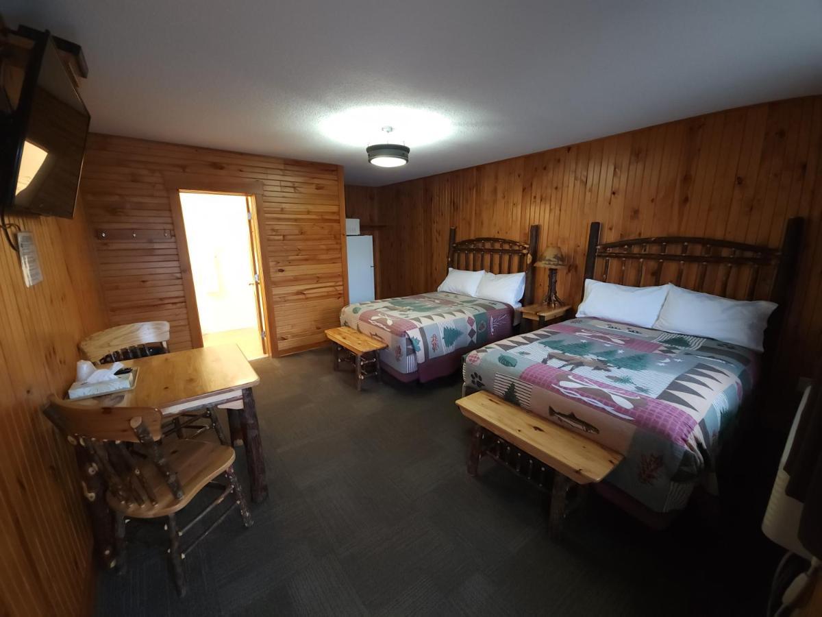 Outdoorsman Motel Wawa Εξωτερικό φωτογραφία