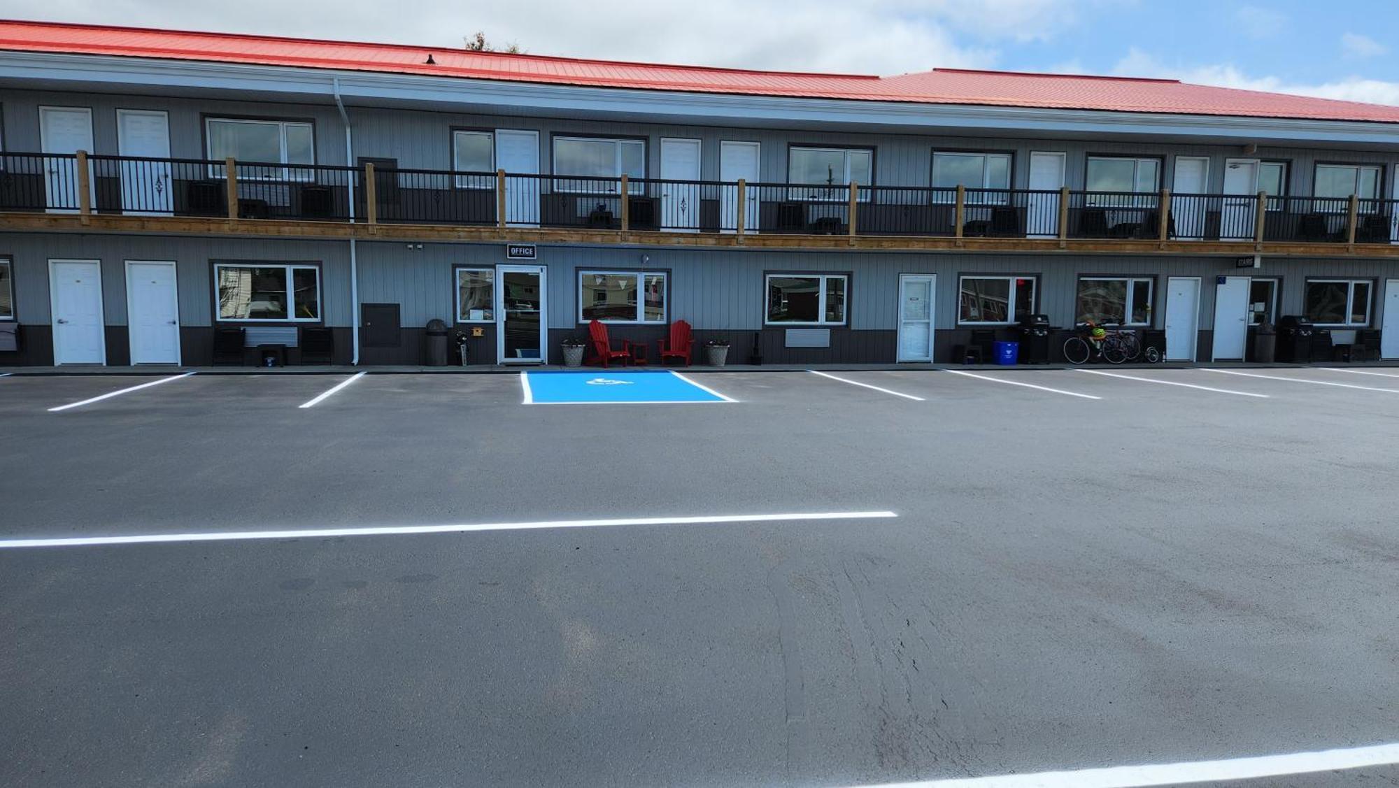 Outdoorsman Motel Wawa Εξωτερικό φωτογραφία